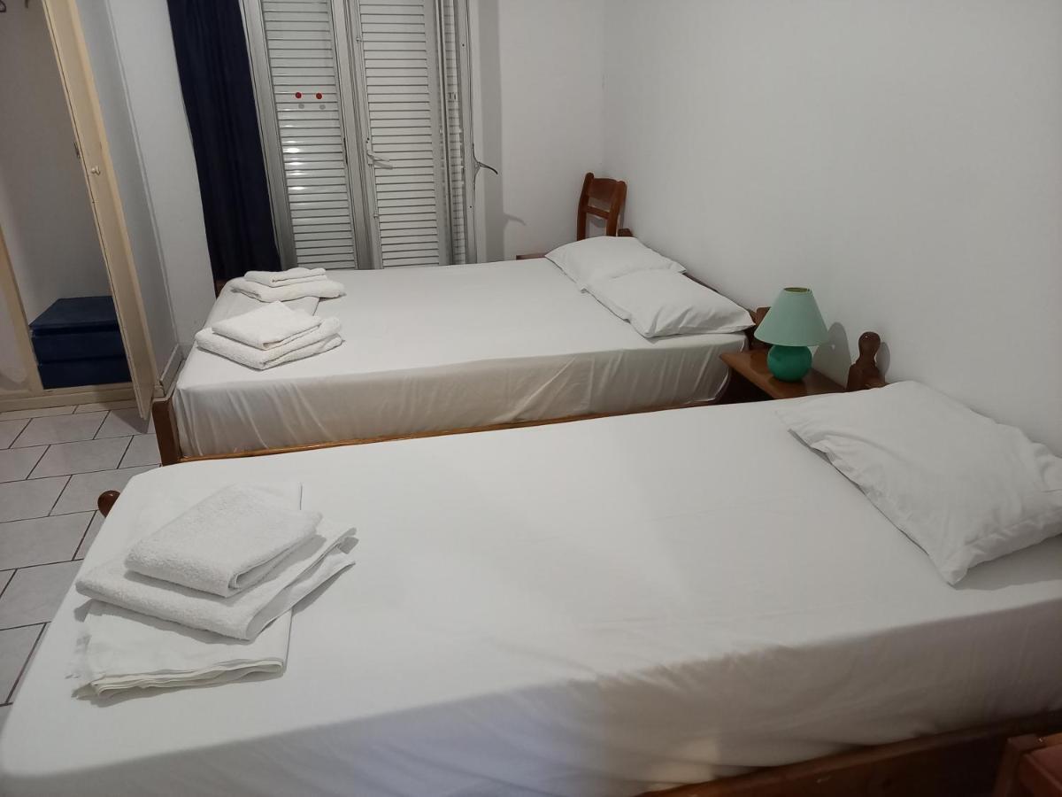איה אפימיה Dionisis Apartments מראה חיצוני תמונה